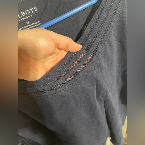 VGUC Talbots navy tee - Picture 3 of 5